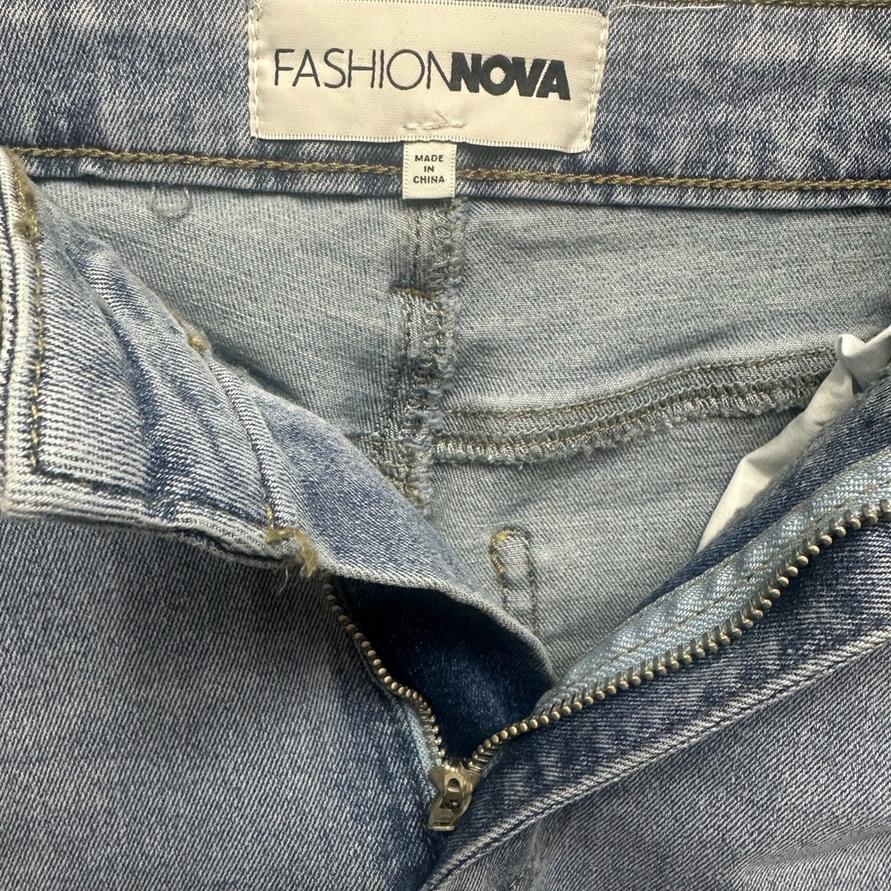 Fashion Nova Light Blue Flare Jeans - Picture 3 of 5